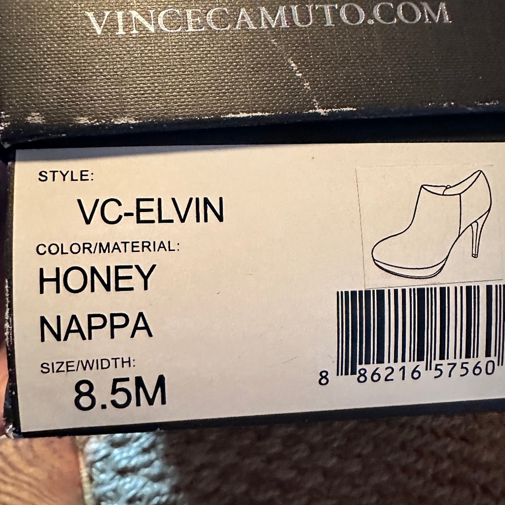 Vince Camuto